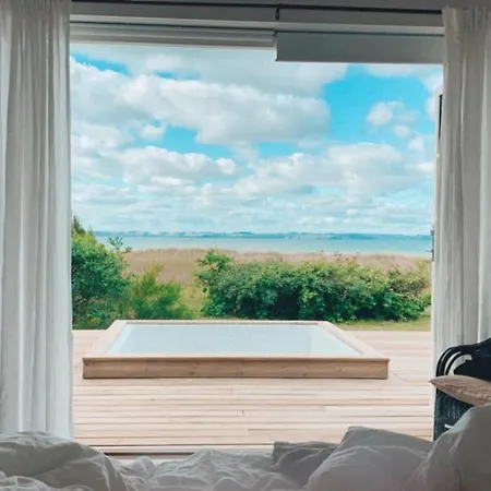 Stunning Ocean View And Private Beach Lumsås
