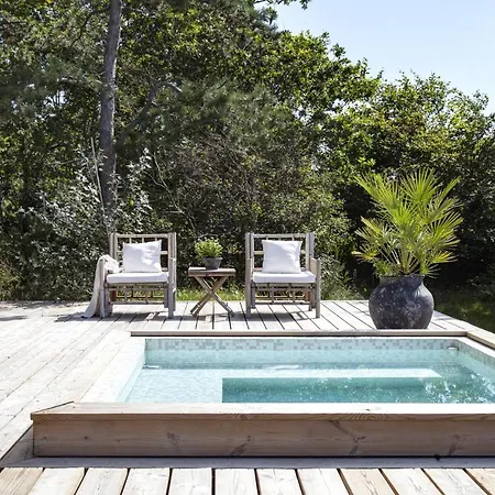 Stunning Ocean View And Private Beach *